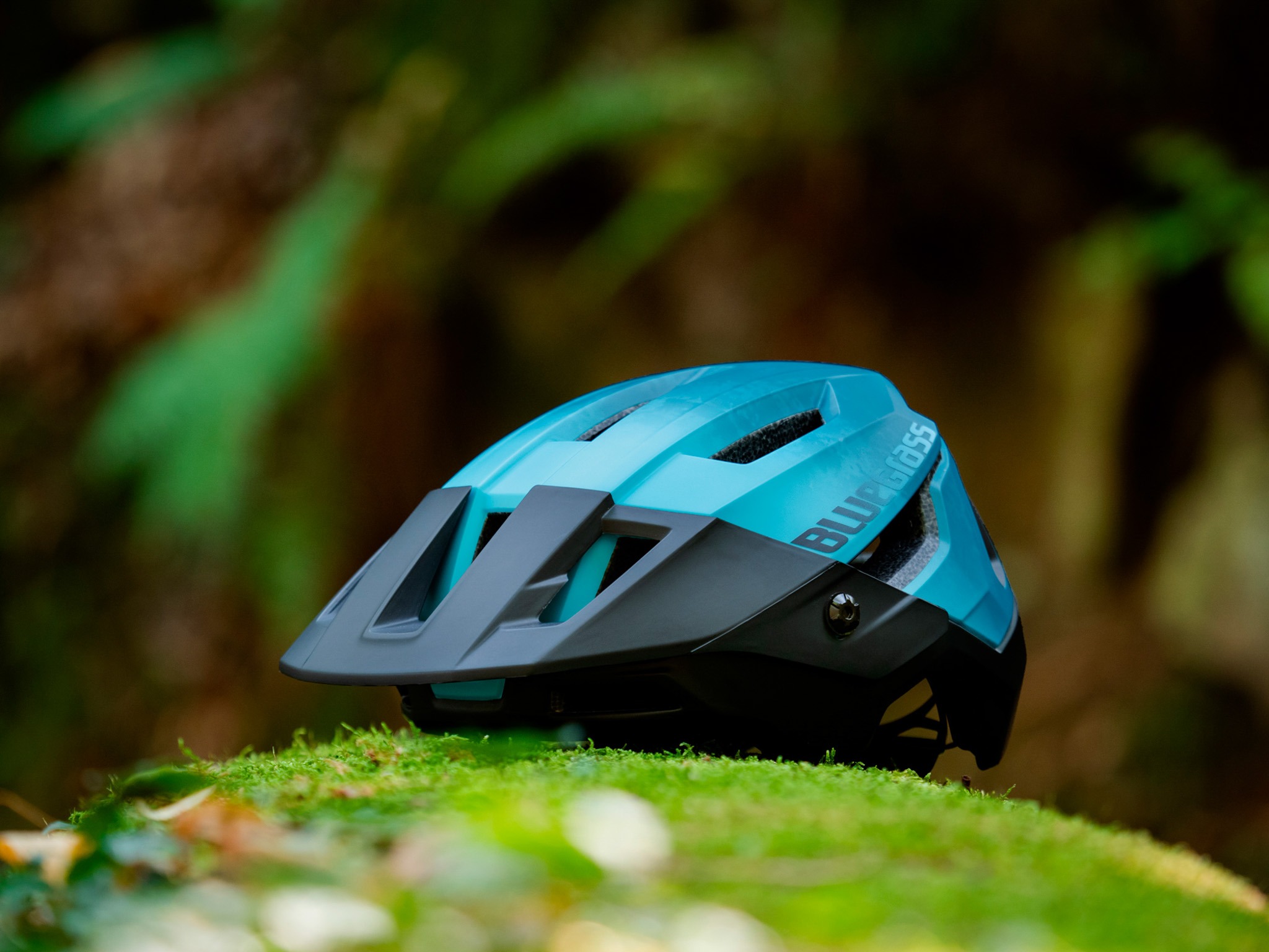 Tout Pour Velos -Tout Pour Velos Bluegrass rogue mtb enduro helme