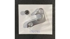 PATTE DE DERAILLEUR 1T GIANT